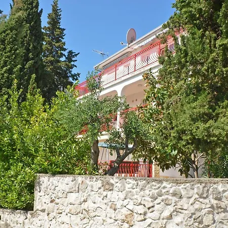 House Juretic - 50 M From The *