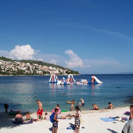 House Juretic - 50 M From The شقة *