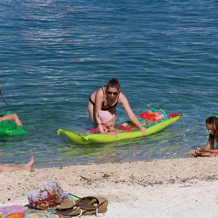 House Juretic - 50 M From The Appartement