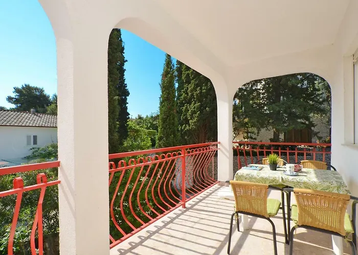Apartman House Juretic - 50 M From The Trogir