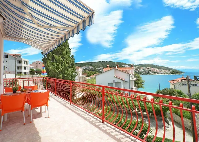 House Juretic - 50 M From The