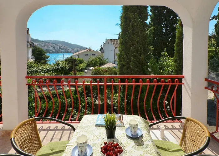 Apartman House Juretic - 50 M From The *