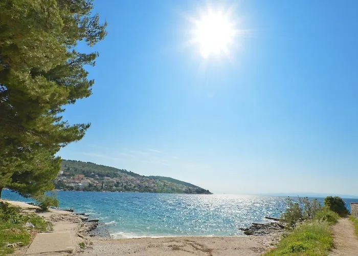 House Juretic - 50 M From The Apartman Trogir