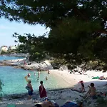 House Juretic - 50 M From The Daire