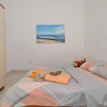 Διαμέρισμα House Juretic - 50 M From The Τρογκίρ