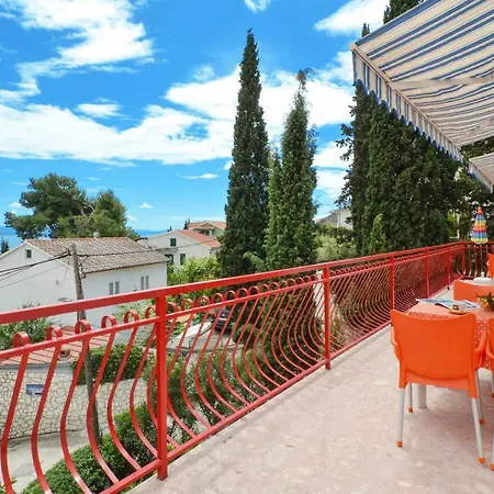House Juretic - 50 M From The