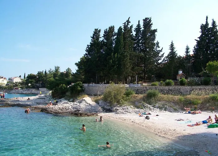 House Juretic - 50 M From The *