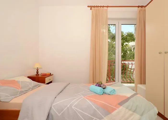 House Juretic - 50 M From The