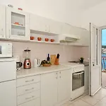 Apartment House Juretic - 50 M From The *